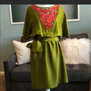 Trina Turk Size 8 Silk Dress